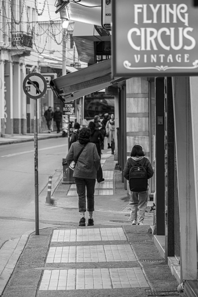 Black n White -Heraklion
