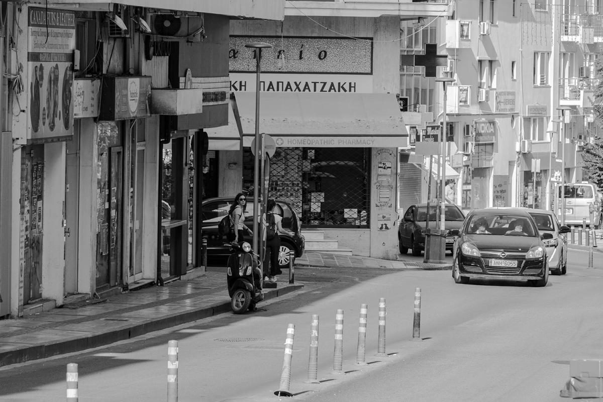 Black n White -Heraklion