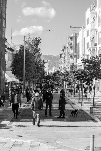 Black n White -Heraklion